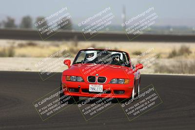 media/May-25-2025-Lotus Club Golden Gate (Sun) [[681474f0a2]]/Novice Group/Turn 3/